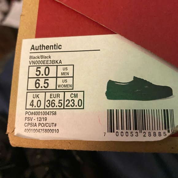 Black vans worn only a few times. Size 6.5 - Picture 2 of 5